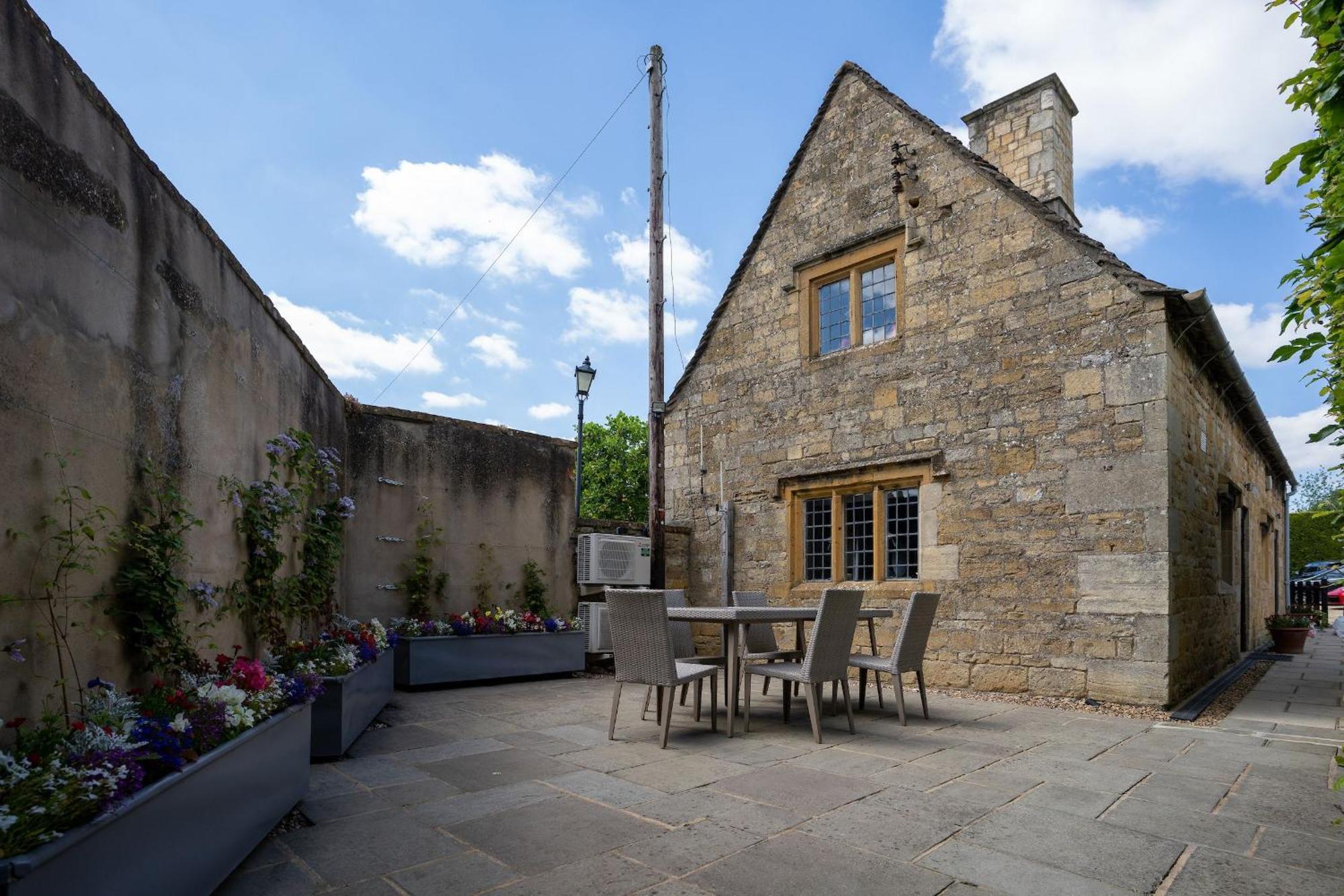 The Lygon Arms - An Iconic Luxury Hotel Broadway  Exterior photo