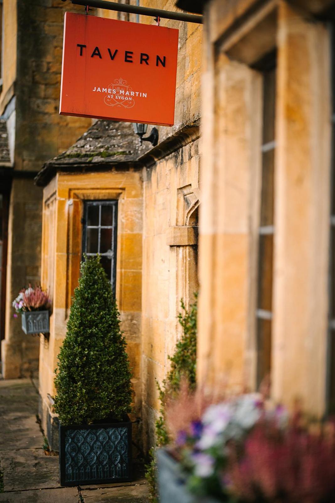 The Lygon Arms - An Iconic Luxury Hotel Broadway  Exterior photo