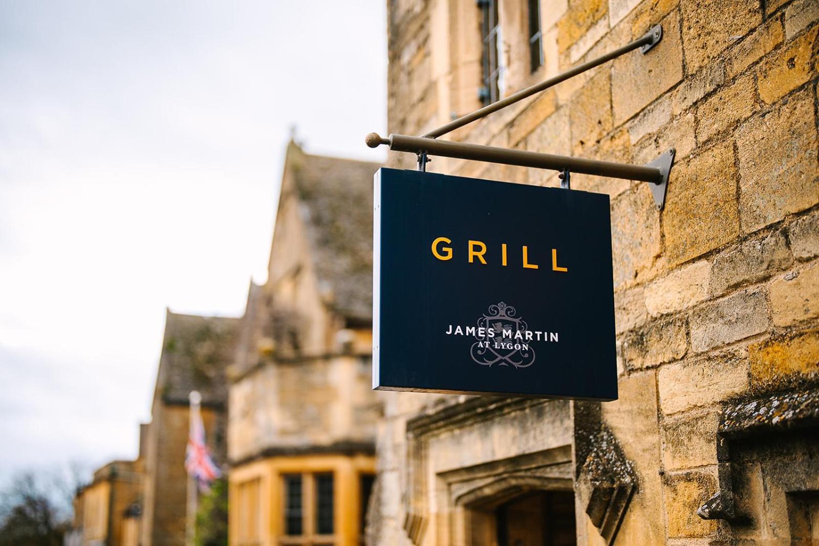 The Lygon Arms - An Iconic Luxury Hotel Broadway  Exterior photo